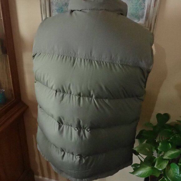 LL Bean Vest Men's L Goose Down Puffer Snap Pockets Outerwear - MINT - Picture 7 of 8